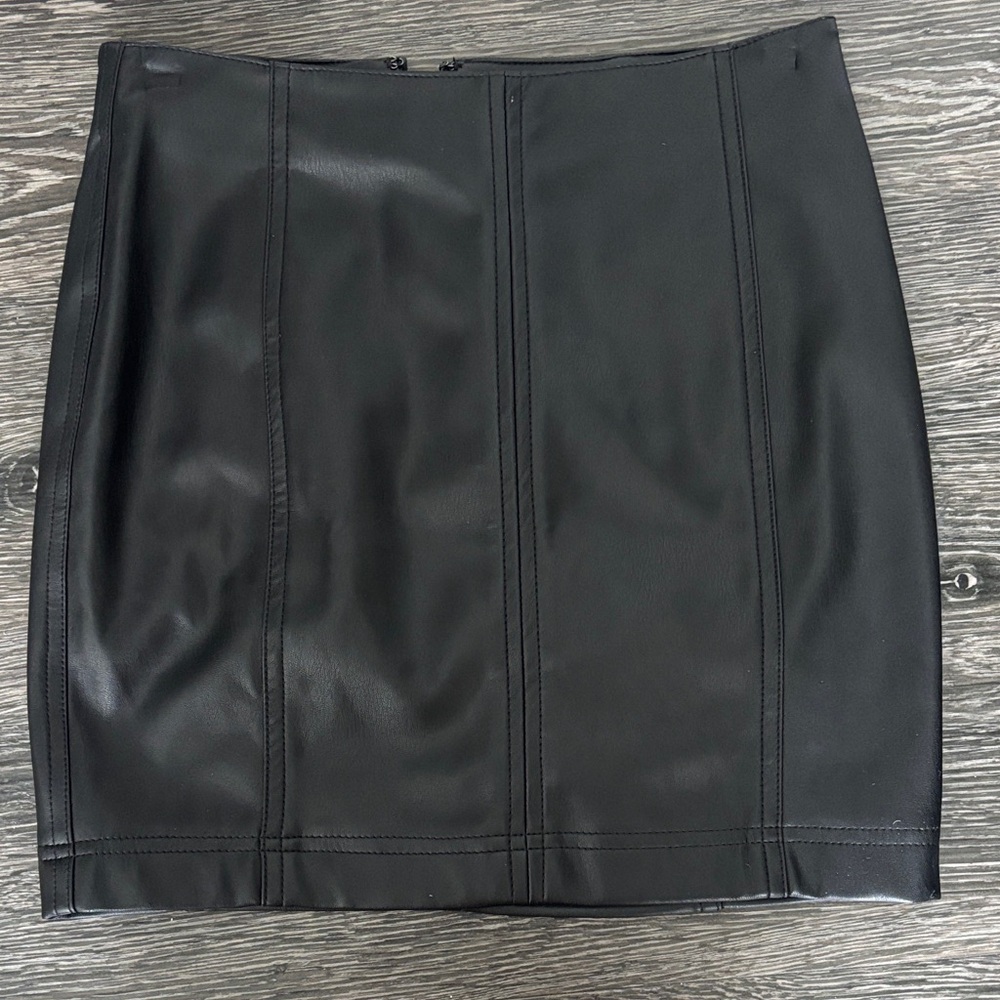 Free people faux, leather black mini skirt 0